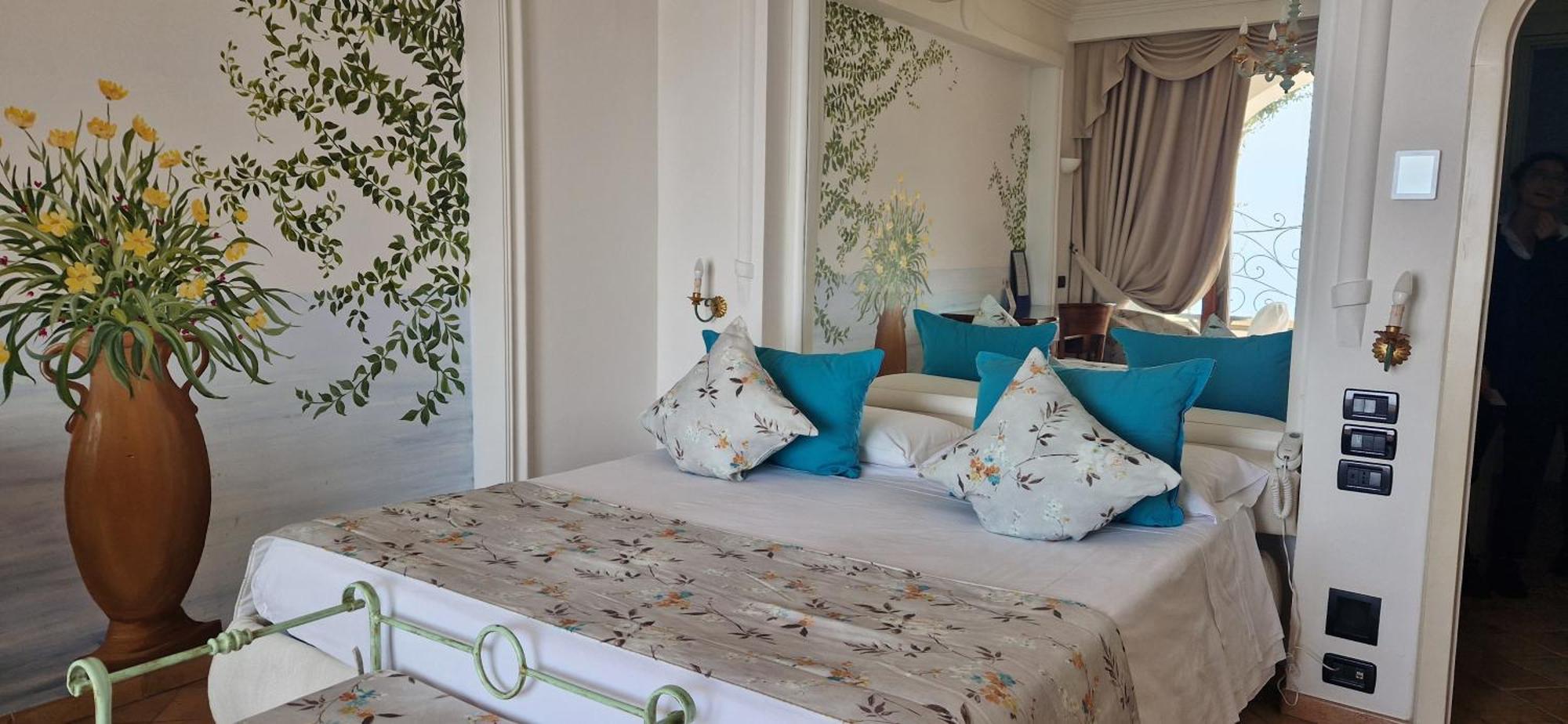 Albergo La Conca Azzurra Conca dei Marini Luaran gambar